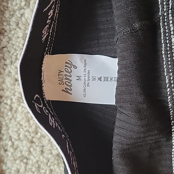 Salty Honey / short sets - Picture 4 of 7